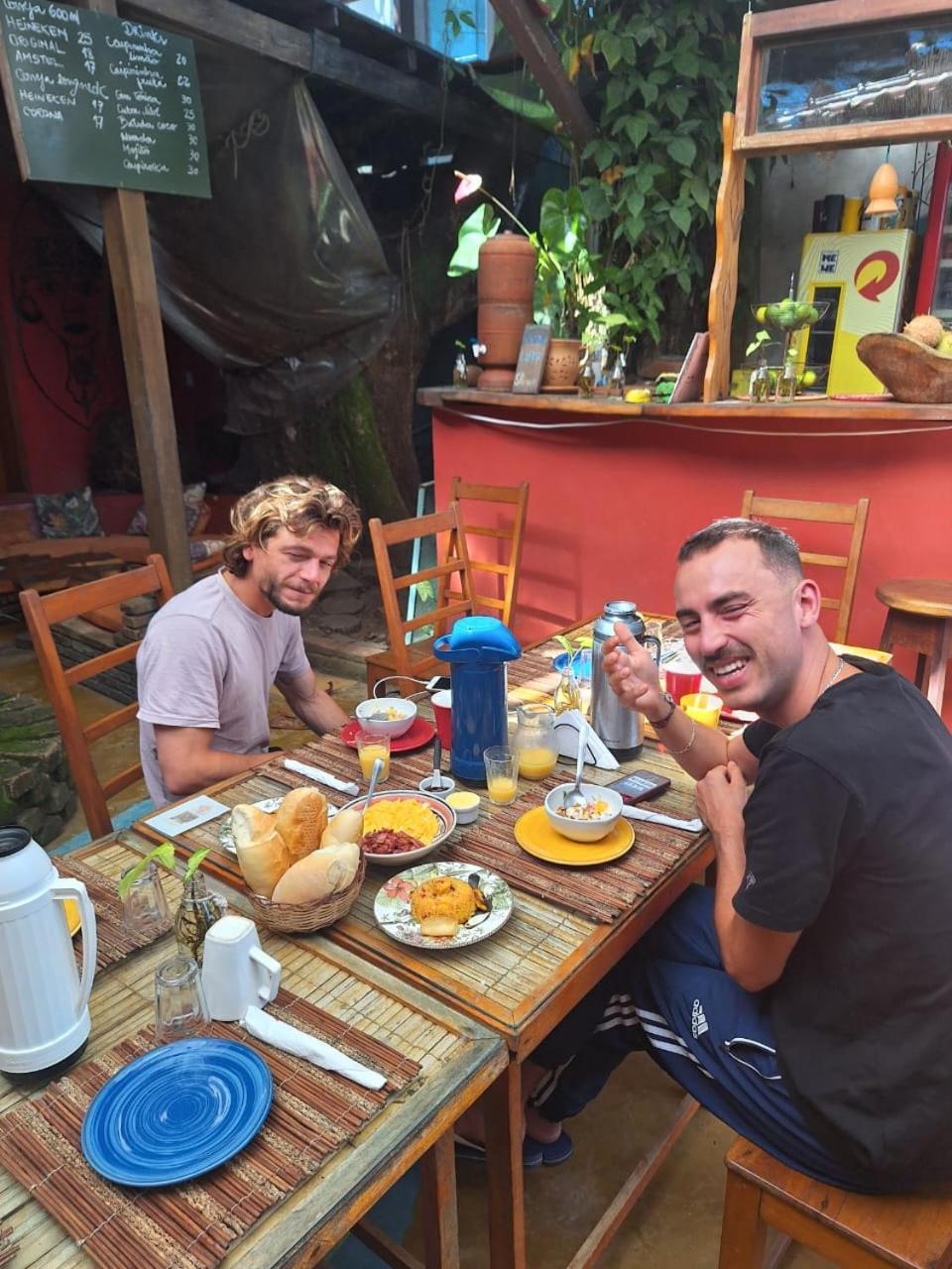 Mais Que Nada Itacare - Hostel, Bar & Breakfast Kültér fotó